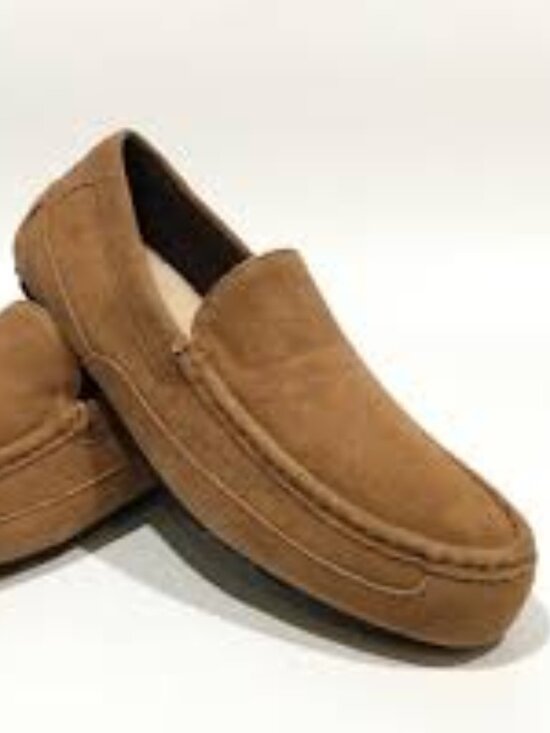 UGG Alder Men’s Chestnut Suede Slip-On Loafers Men Size 9